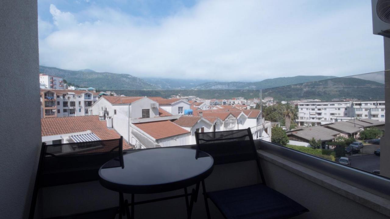 Apartamento Mondi Azzurri Budva Exterior foto